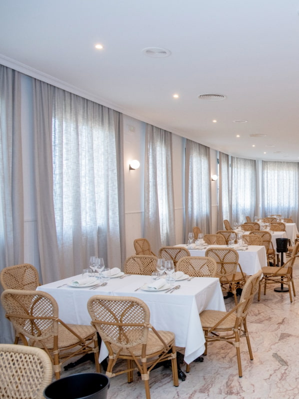 Interior room of the restaurant