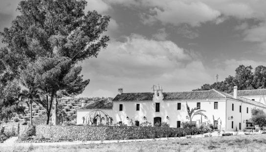 Blanco y negro Imagen en blanco y negro del Hotel Corbella