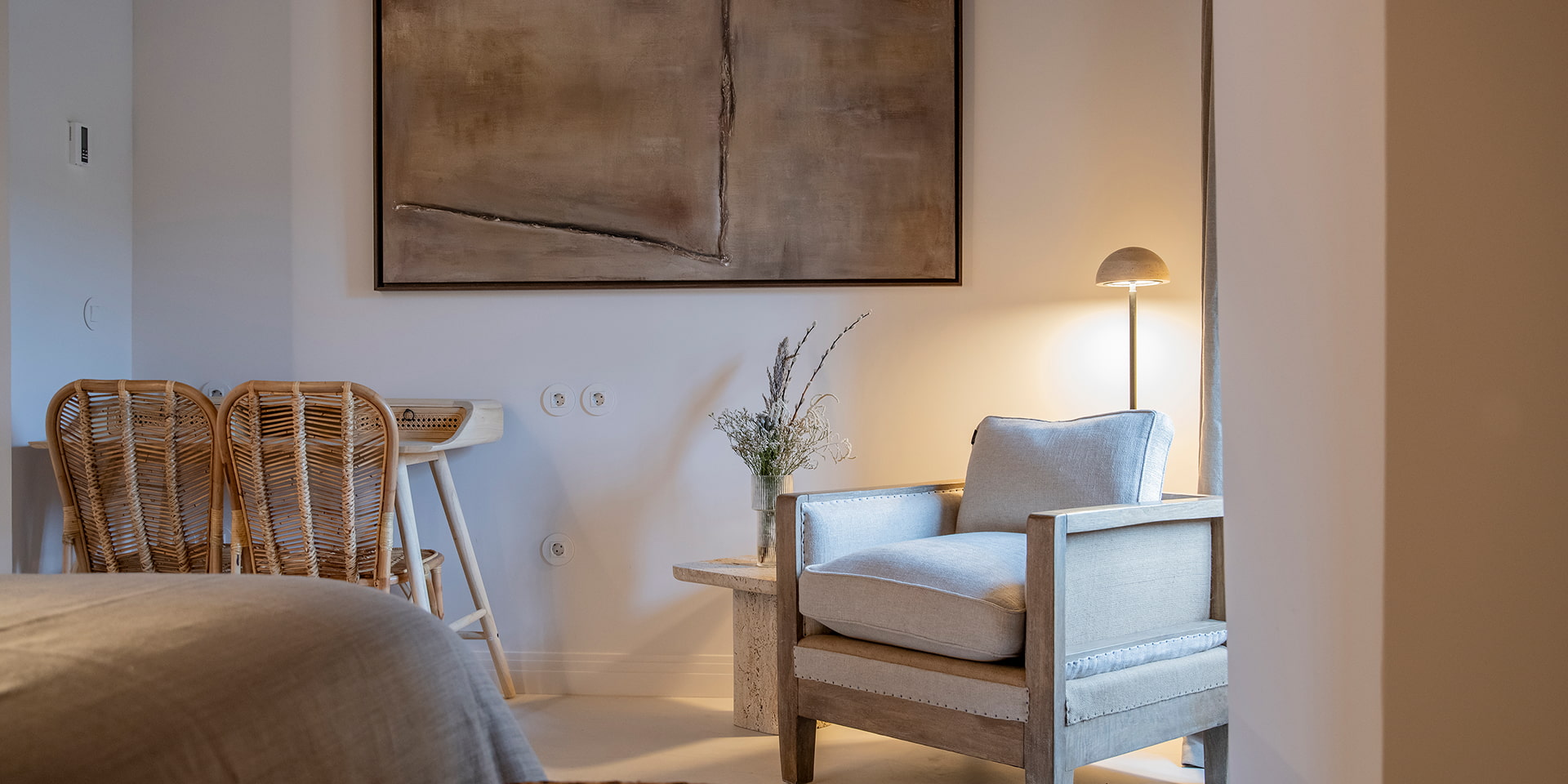Background image of a Junior Suite room